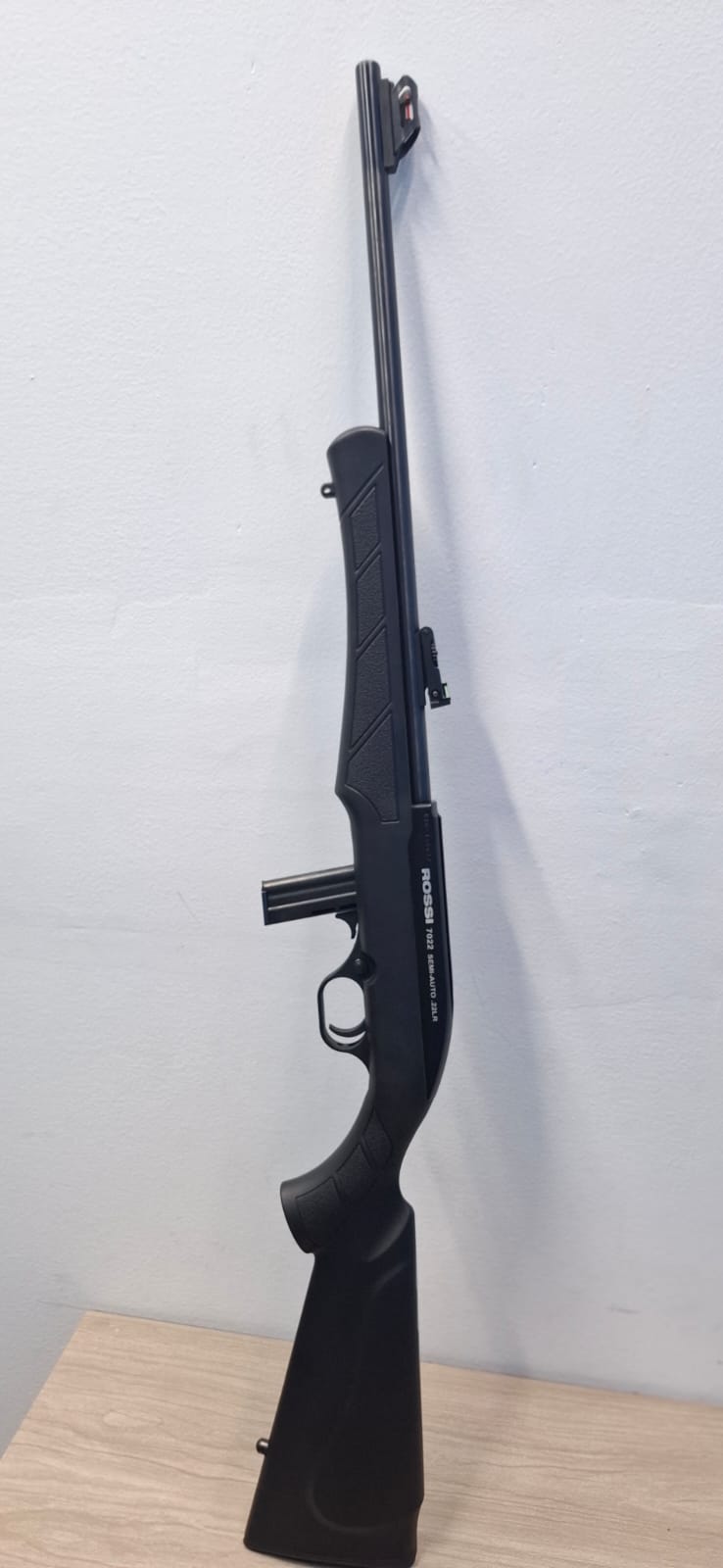 RIFLE ROSSI POLIMERO .22LR Tolva cap.10tiros