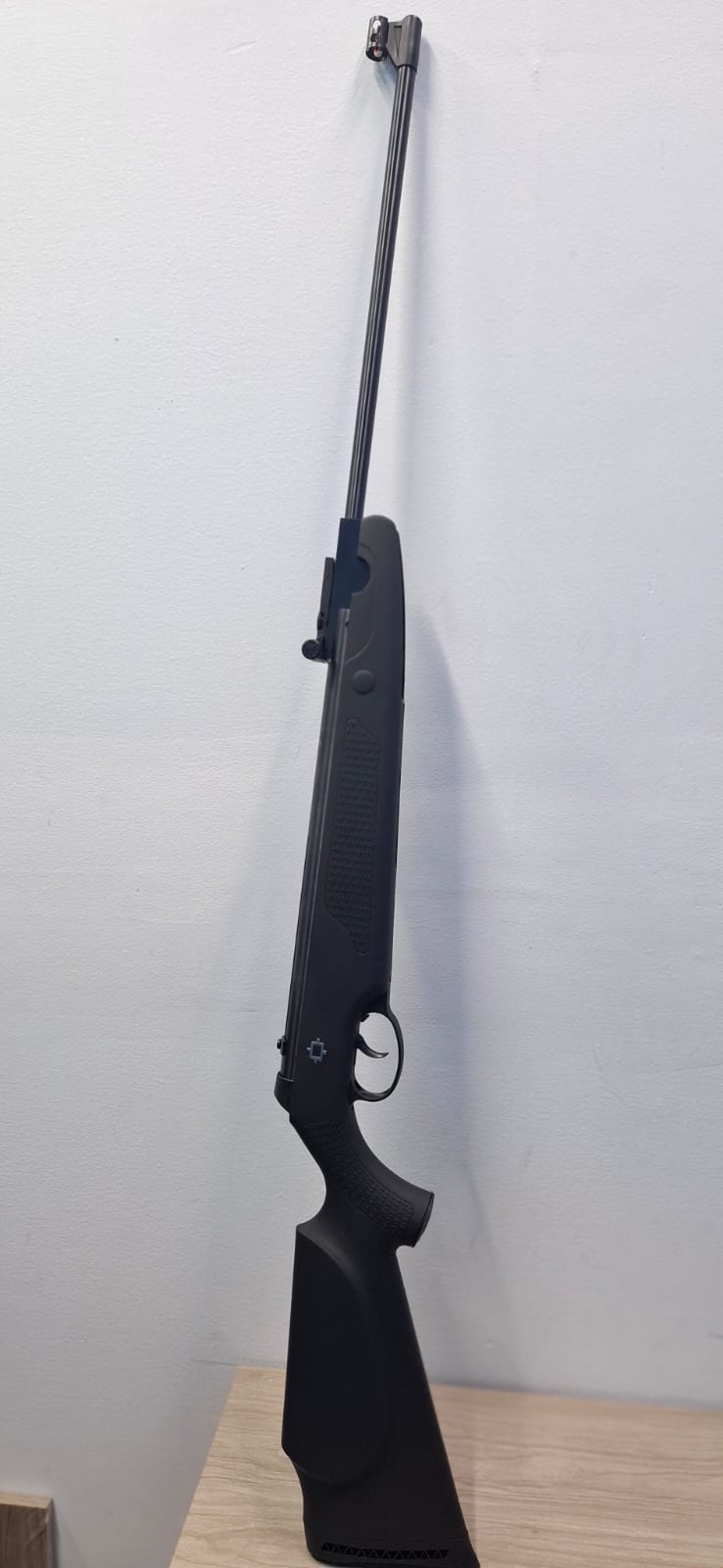 RIFLE DE VIENTO CAL. 5.5 NORICA